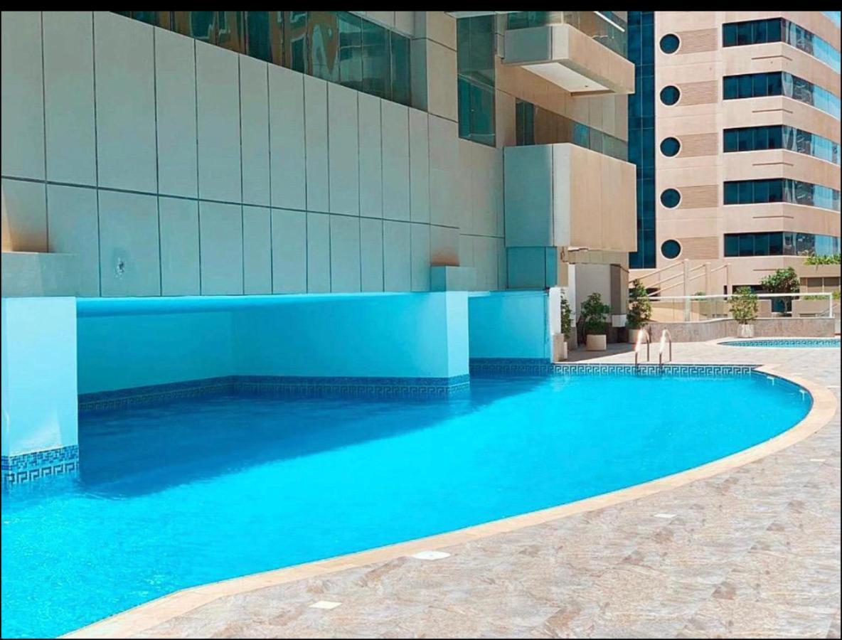 Bright Luxury 2Br Aprt Dubai Marina With Balcony Apartment Exterior photo